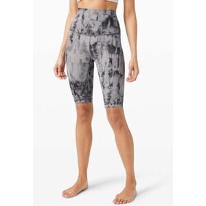 Womens Lululemon Align Super High Rise Short 10" Size 4